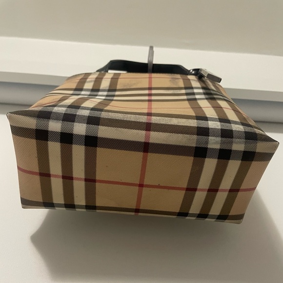 Authentic BURBERRY nova check small tote made in italy - Picture 6 of 16